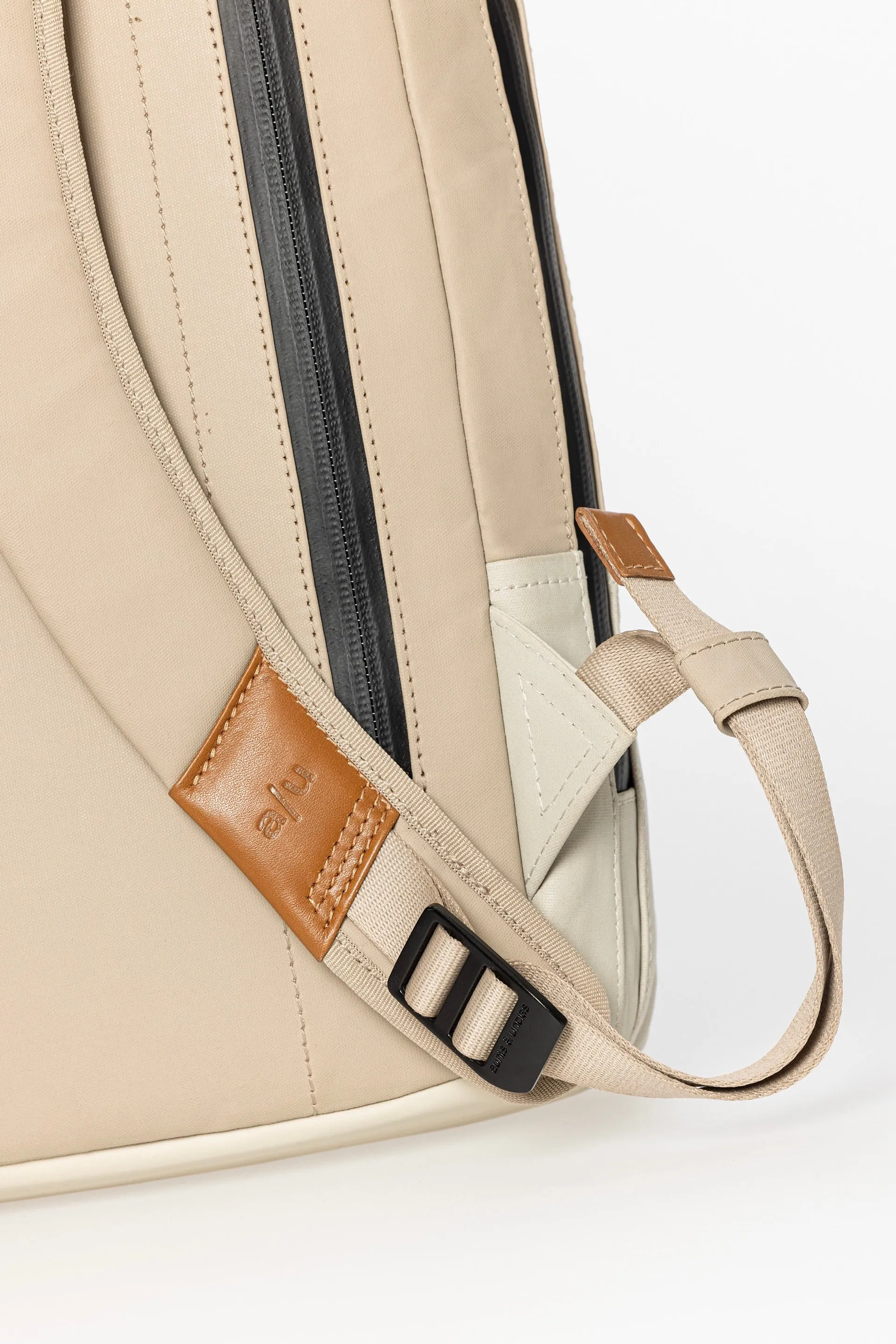 HAMAMATSU Backpack 13