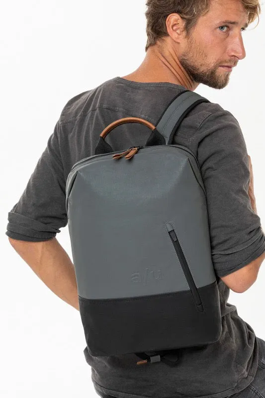 HAMAMATSU Backpack 13