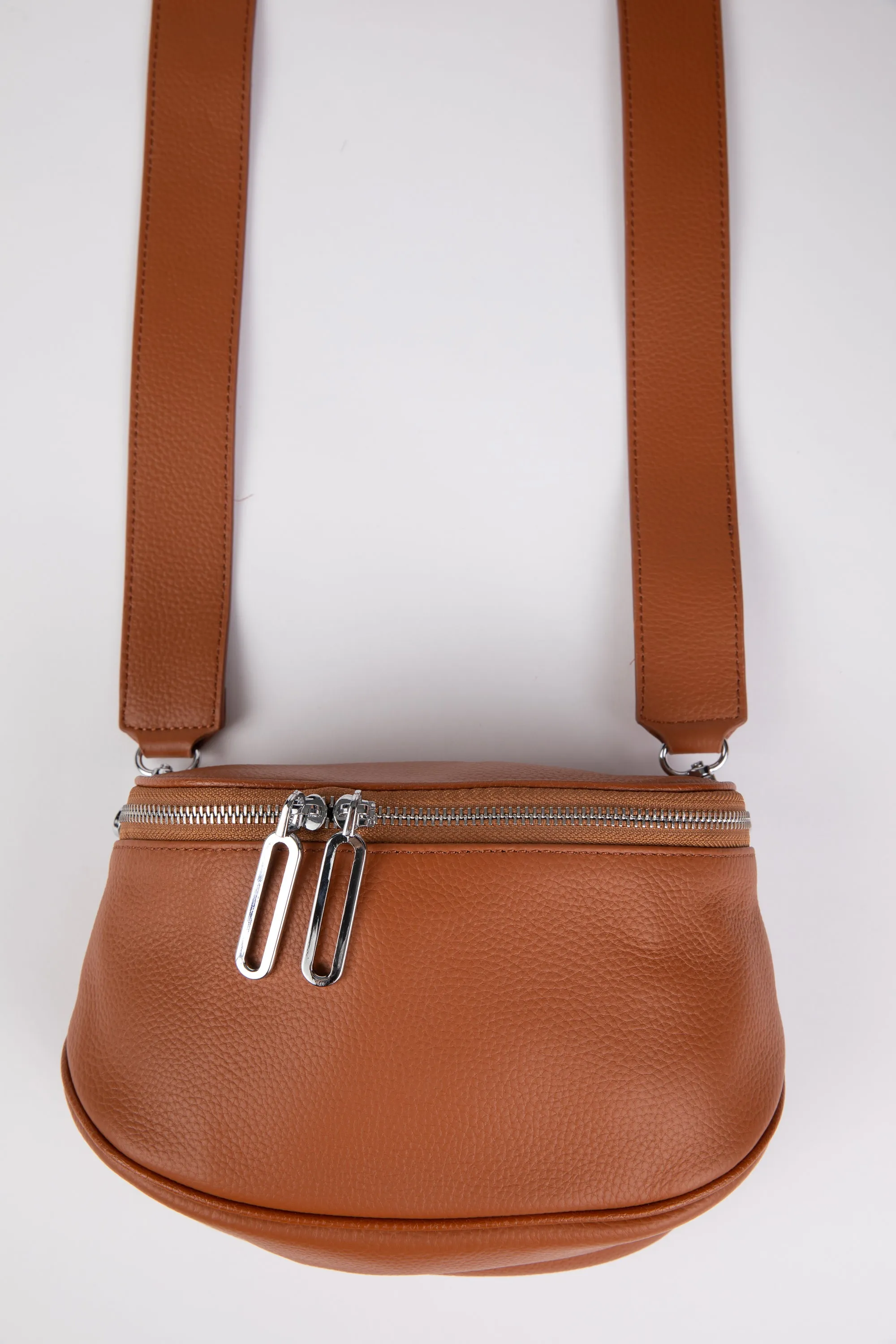 Kensington Pouch Bag - Tan