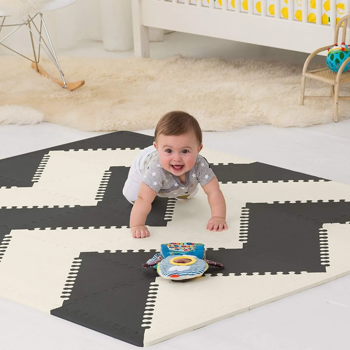 Skip Hop Playspot Geo- FF Black/Cream