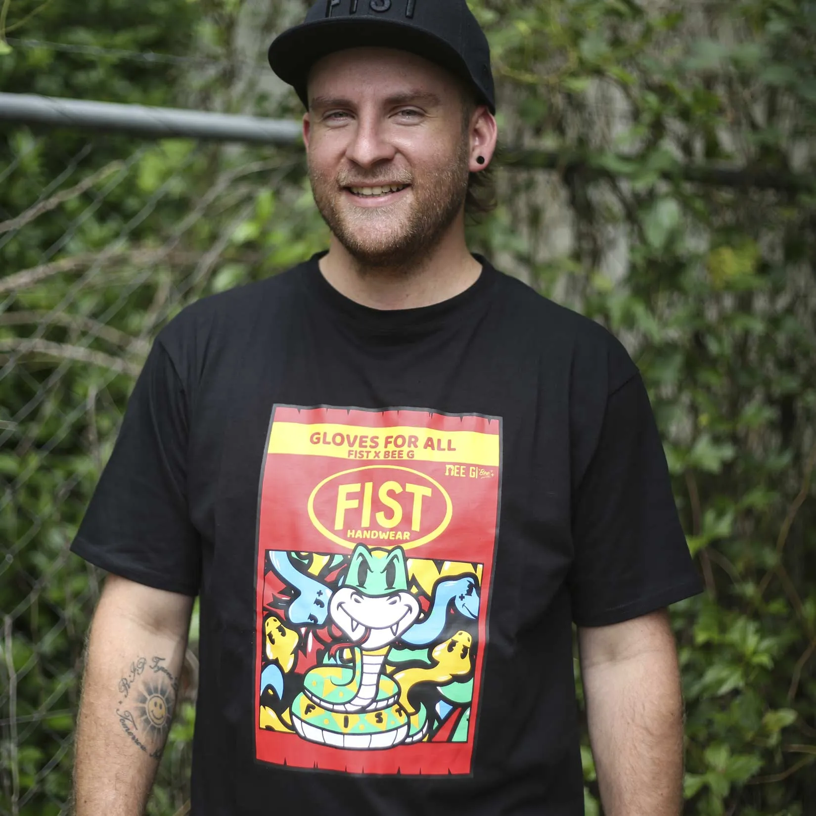SNAKEY TEE